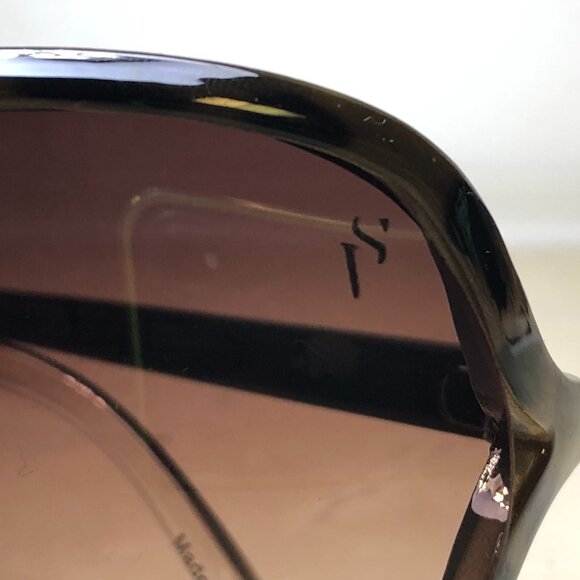 Vera Wang Animal Print Gradient Round Frame Sunglasses - Picture 2 of 4